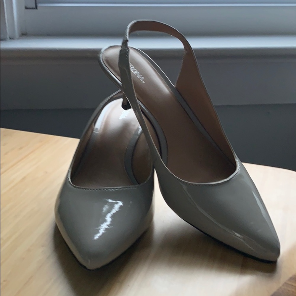 Merona Gray Pumps size 8.5